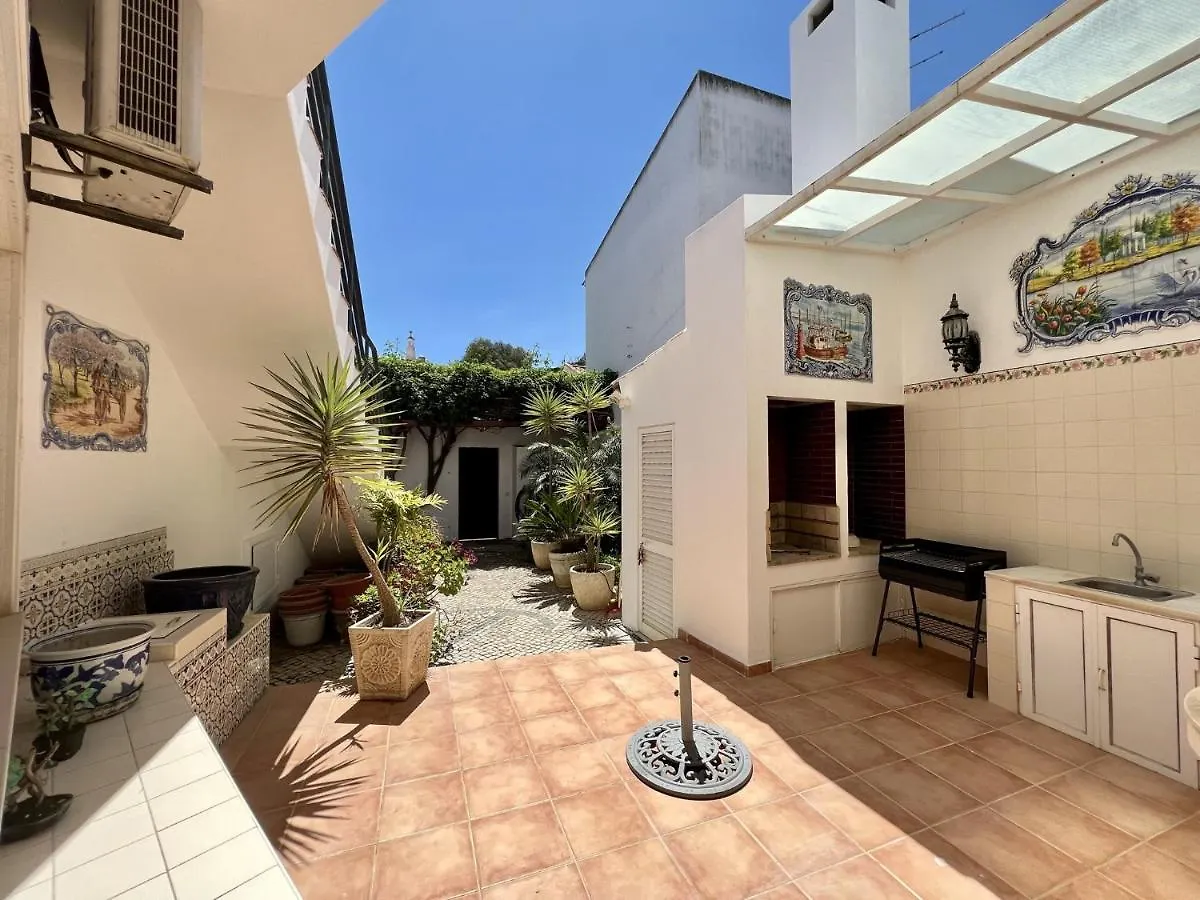 Lagos Typical House By Homing Holiday home